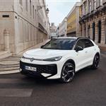 Το νέο Volkswagen T-Roc ανεβάζει τον πήχη στην κατηγορία των compact SUV