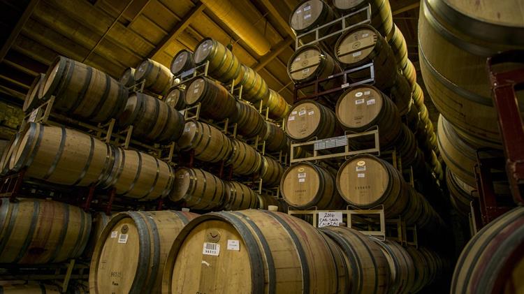 Επενδύσεις οινοποιείων: δεν απαιτείται εγγραφή σε Γ.ΕΜ.Η. των αγροτικών συνεταιρισμών