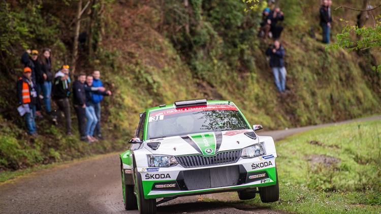 Νίκη για τη SKODA Fabia R5 στη WRC 2 του Ράλλυ Κορσικής 