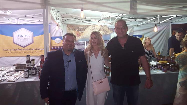 Στηρίζει το Χωριό Παραγωγών Χωρίς Μεσάζοντες το Πράσινο Κίνημα