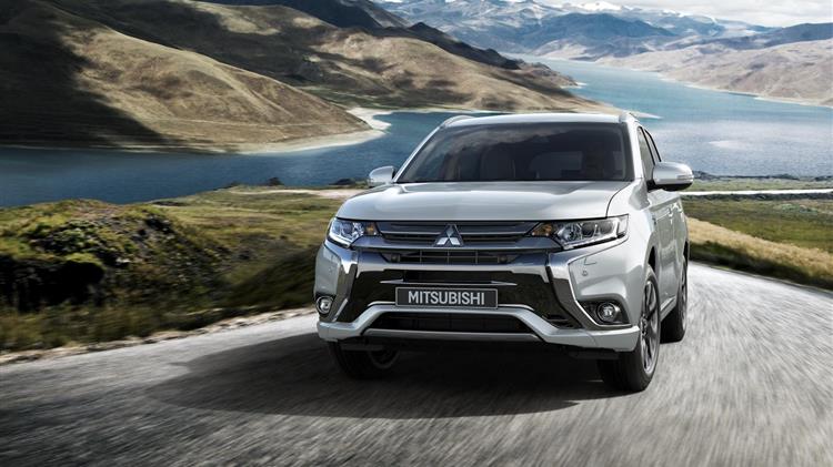 Το 2018 Mitsubishi Outlander PHEV και το Outlander Απέσπασαν Κορυφαίες Διακρίσεις από το Automotive Science Group