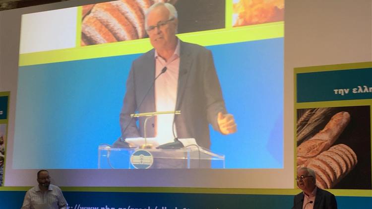 «Όλη η Ελλάδα σε ένα τραπέζι»