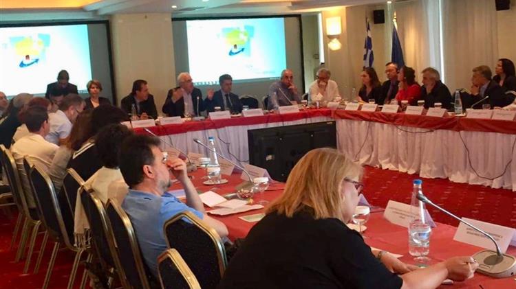 Β. Αποστόλου:  ένταξη όλων των νέων γεωργών