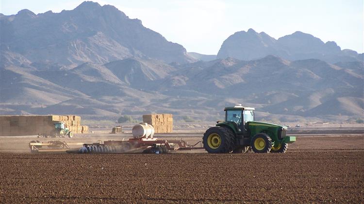 Τήρηση της εκάστοτε νομοθεσίας, Ισχύει ή όχι; Και για ποιους;