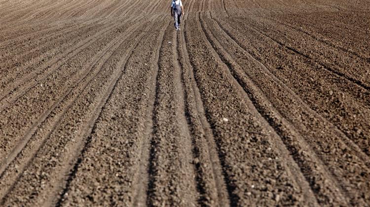 ΝΕΑΣ ΠΑΣΕΓΕΣ:  Στο ΟΣΔΕ της νέας εποχής…ο βασιλιάς είναι γυμνός