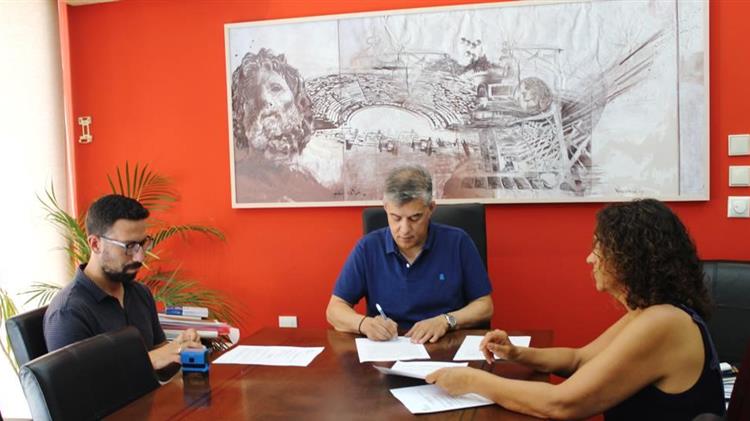 Στον καθαρισμό της κοίτης του Πηνειού και του Ενιπέα και στη συντήρηση των αναχωμάτων προχωρά η Περιφέρεια Θεσσαλίας