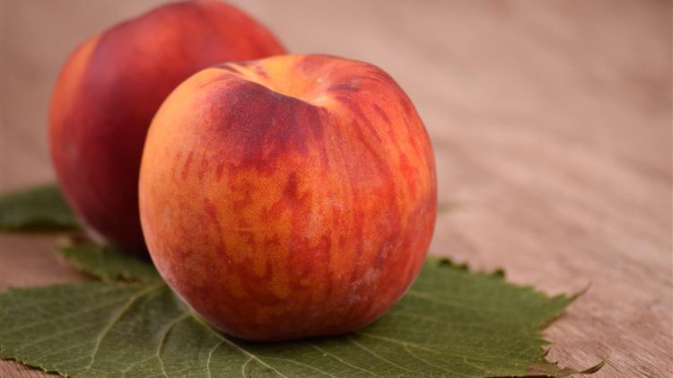 ΑΚΚΕΛ: Ροδάκινα χωρίς τιμή - Αγρότες χωρίς αξιοπρέπεια