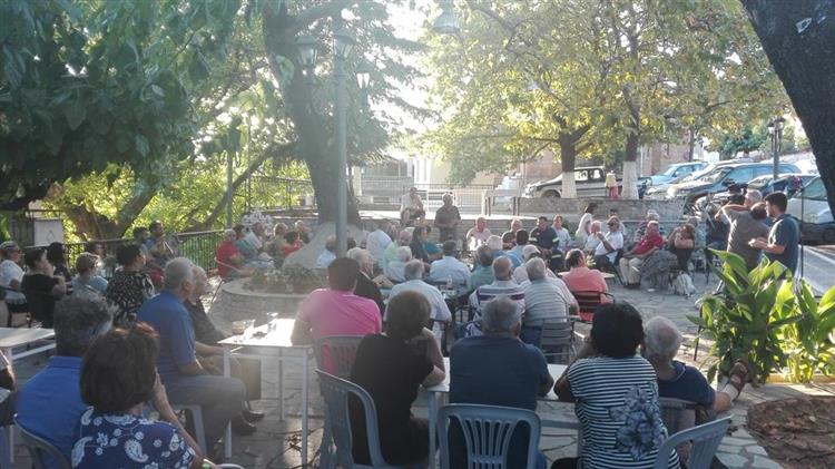 Επίσκεψη Αποστόλου στα καμένα της Εύβοιας