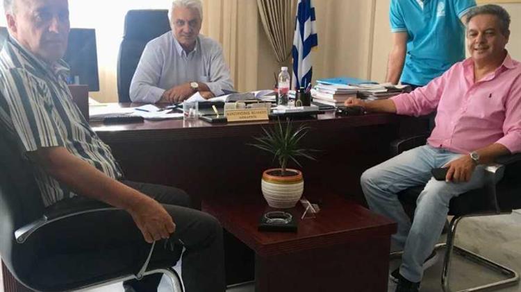 Κλιμάκιο ελεγκτών του ΕΛΓΑ Λάρισας συναντήθηκε με το Δήμαρχο Τεμπών