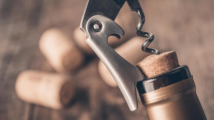 Η κάνναβη είναι καλύτερη για την υγεία από το κρασί για τους νεαρούς Αμερικανούς