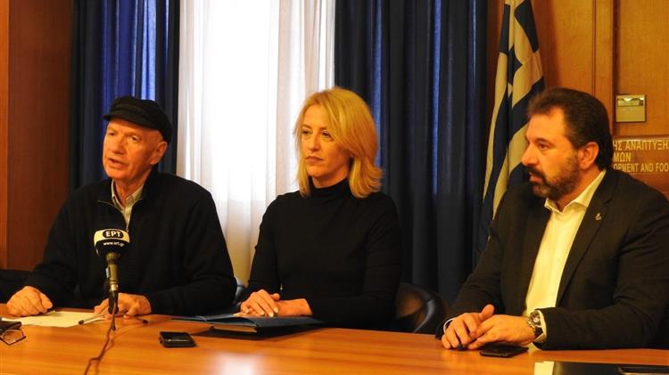 Υπογράφτηκε το πρωτόκολλο συνεργασίας για τους ελέγχους των τροφίμων μεταξύ ΥΠΑΑΤ, ΕΦΕΤ και Περιφέρειας Αττικής 