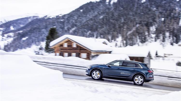 Το Audi e-tron πρωταγωνιστεί στο Παγκόσμιο Οικονομικό Φόρουμ του Νταβός