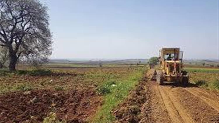 Έργα αγροτικής οδοποιΐας στη Βιάννο
