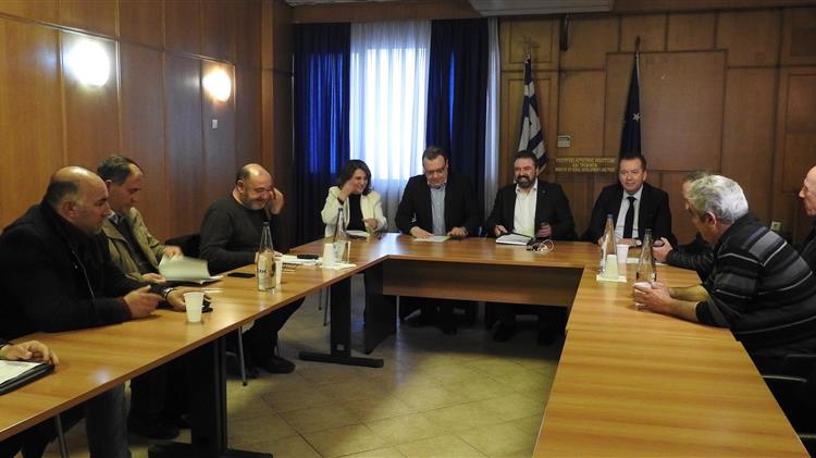 Μέτρα μείωσης του κόστους παραγωγής  επεξεργάζεται η κυβέρνηση για τους αγρότες και τους κτηνοτρόφους