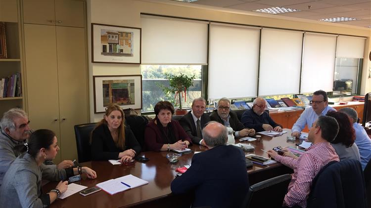 “Δέσμευση για μείωση του κόστους του νερού στην αγροτική γη της Θεσσαλίας”