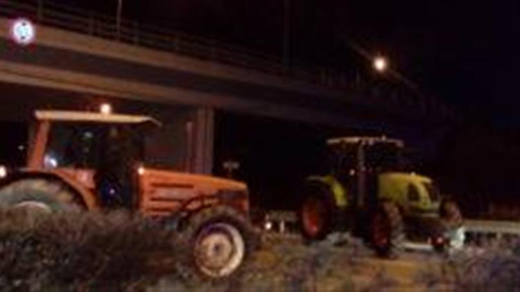 Μπλόκο των αγροτών στην Ιόνια