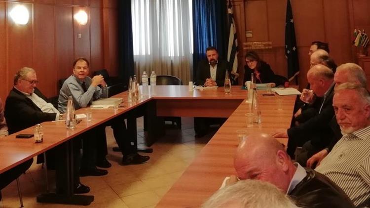 Σύσκεψη της πολιτικής ηγεσίας του ΥΠΑΑΤ  με τους παραγωγικούς φορείς της Φέτας