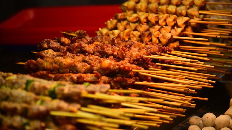 Η μάχη για τις τιμές χοιρινού 