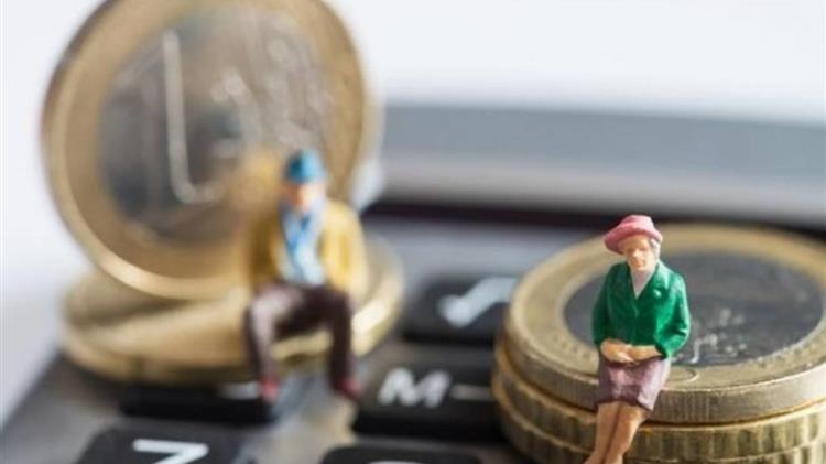 Πλαφόν στις συντάξεις του ΕΦΚΑ στο ποσό των 4.608 ευρώ