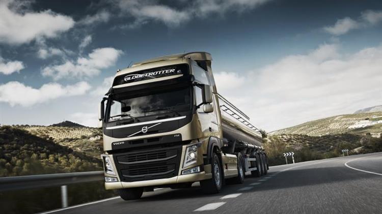 Η Volvo Trucks μειώνει την κατανάλωση καυσίμου  με νέο λογισμικό και αναβαθμισμένους κινητήρες