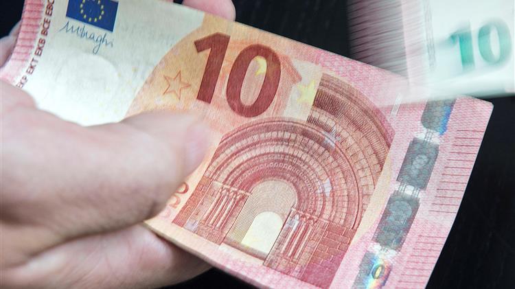Μειώθηκαν περαιτέρω τα πλαστά ευρώ το πρώτο εξάμηνο του έτους