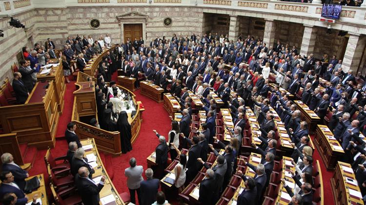 'Έκθεση του ΥΠΑΑΤ για τους αγροτικούς συνεταιρισμούς 