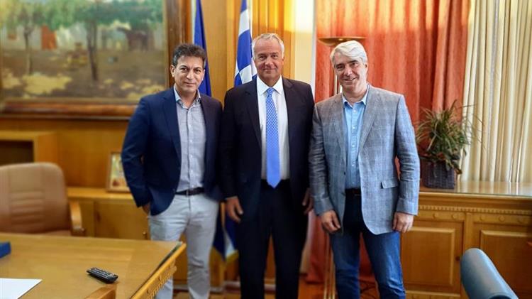 Συνάντηση Μ. Βορίδη με τον εκπρόσωπο της Διεπαγγελματικής Πτηνοτροφίας