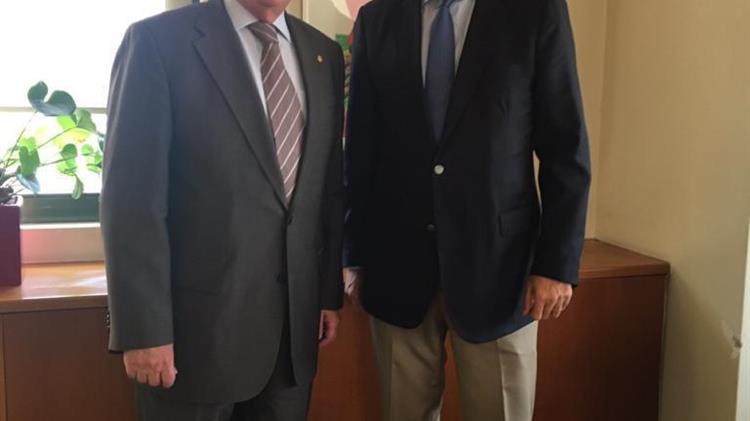 Ο Χατζηδάκης συναντήθηκε με τον ακαδημαϊκό κ. Χρήστο Ζερεφό