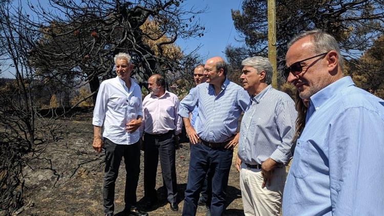 Κ. Χατζηδάκης: Προχωράμε γρήγορα και συντονισμένα για να αποφύγουμε τα χειρότερα στην Εύβοια