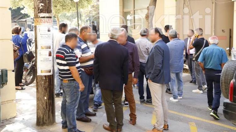 Δικάζονται 10 αγρότες για τα επεισόδια στο λιμάνι του Ηρακλείου