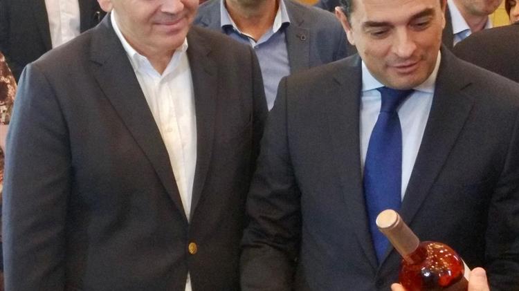 Στο DNA του Έλληνα το καλό κρασί!