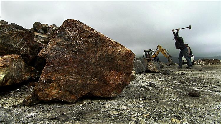 Λύση στο θέμα των σμυριδεργατών της Νάξου