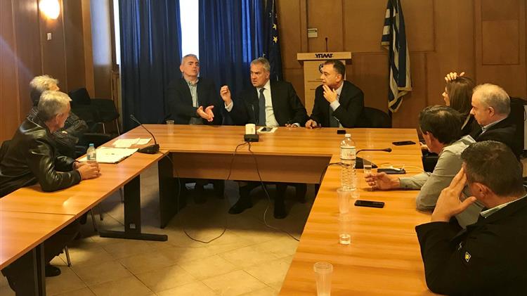 Μ. Χαρακόπουλος με Βορίδη για νιτρορύπανση, αγροτικό πετρέλαιο και αποζημιώσεις