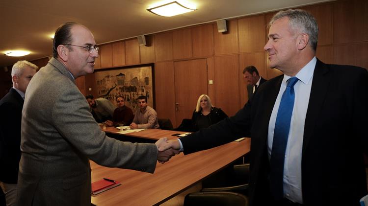 Εργαζόμαστε για τη διασφάλιση αξιοπρεπών τιμών στους παραγωγούς  και καταπολέμηση των παράνομων ελληνοποιήσεων