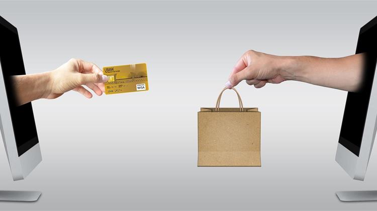 Προσωρινή συμφωνία για το ηλεκτρονικό εμπόριο