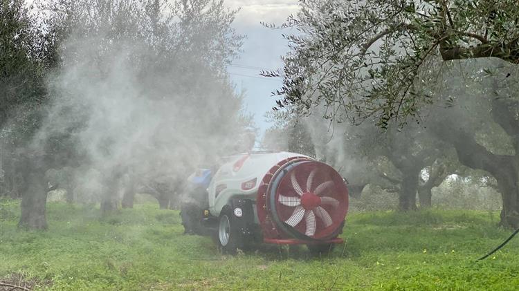 Νέα μελέτη για τις επιπτώσεις του σχεδίου για μείωση των φυτοφαρμάκων ετοιμάζει η Ε.Ε.