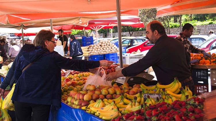 Λαϊκή Αγορά: Παραγωγοί ζητούν άρση της απαγόρευσης ως το απόγευμα αλλιώς θα κάνουν αγωγές