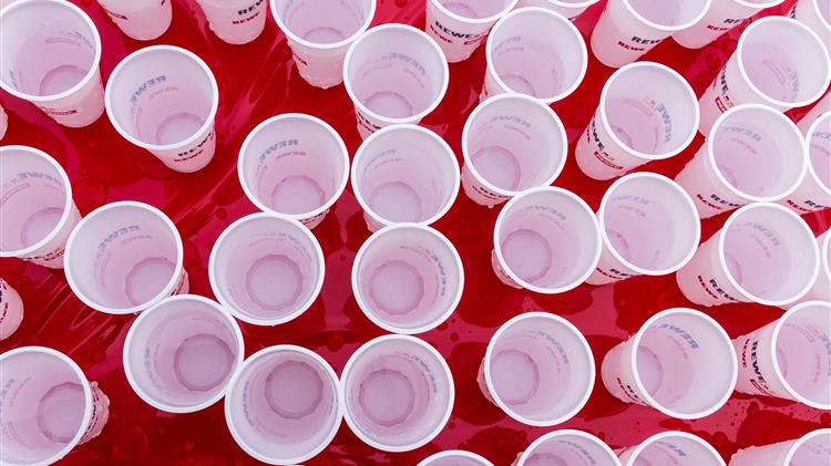 ΣΒΠΕ: Δεν καταργούνται όλα τα πλαστικά μιας χρήσης το 2021