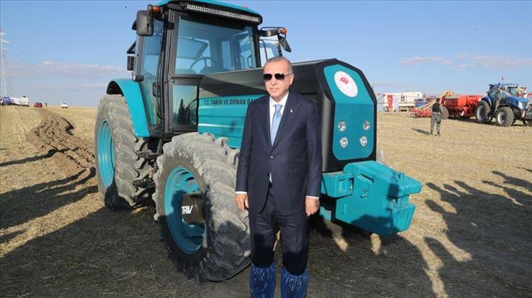 Η Τουρκία θα ξεκινήσει την παραγωγή ηλεκτρικών τρακτέρ τον Οκτώβριο