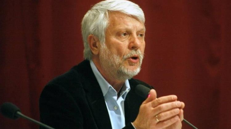 Τατούλης για Βορίδη: «Aντί να περιοδεύει χαμογελώντας και να υπόσχεται «φύκια για μεταξωτές κορδέλες», να δώσει λύσεις για τους αγρότες»