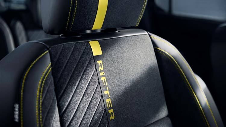 Καθίσματα PEUGEOT: ένα πρελούδιο τεχνολογίας!