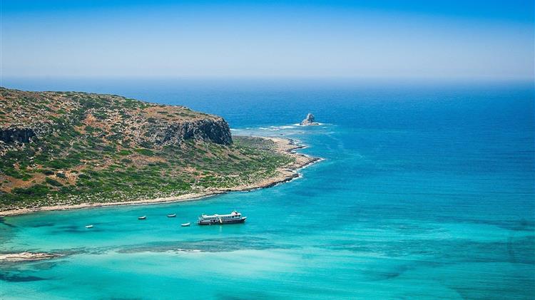 Water quality in 85 pct of Europe's beaches 'excellent': EU survey