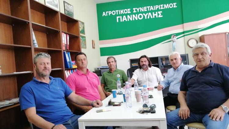 Ενημερωτική καμπάνια ΣΥΡΙΖΑ Προοδευτική Συμμαχία Λάρισας, για το αγροτικό πρόγραμμα «Μένουμε Όρθιοι»