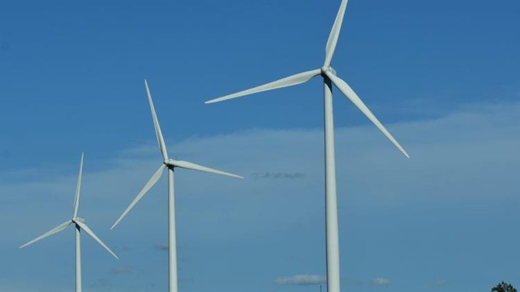 Περιφέρεια Πελοποννήσου: Οι ανεμογεννήτριες στο επίκεντρο συζήτησης