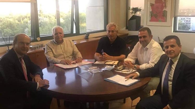 Κ. Χατζηδάκης: Συνάντηση με το Προεδρείο της Πανελλήνιας Ένωσης Δασολόγων Δημοσίων Υπαλλήλων
