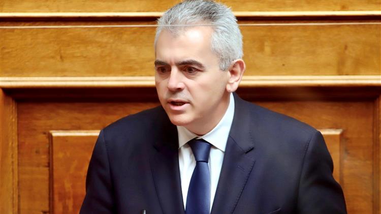 Ζημιές σε αχλάδια και αμπέλια λίγο πριν τη συγκομιδή