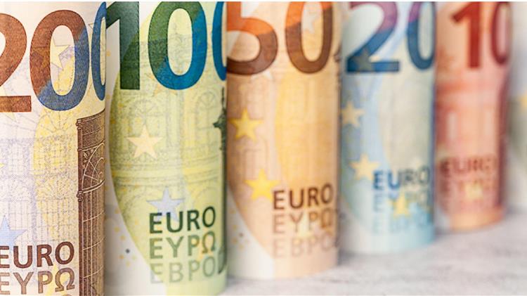 Πληρώνονται σήμερα de minimis σε ζαχαρότευτλα, σπαράγγια Αλμωπίας και βοοτρόφους της Βόρειας Εύβοιας