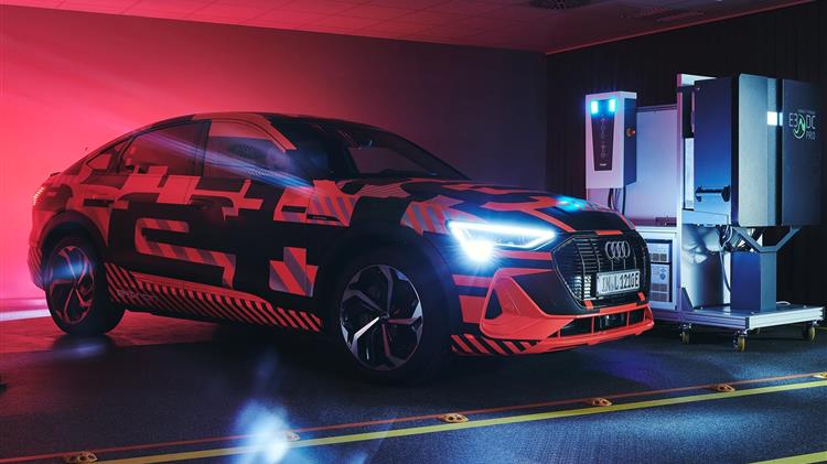 Αμφίδρομη φόρτιση: η Audi ερευνά επιπλέον οφέλη από την ηλεκτροκίνηση
