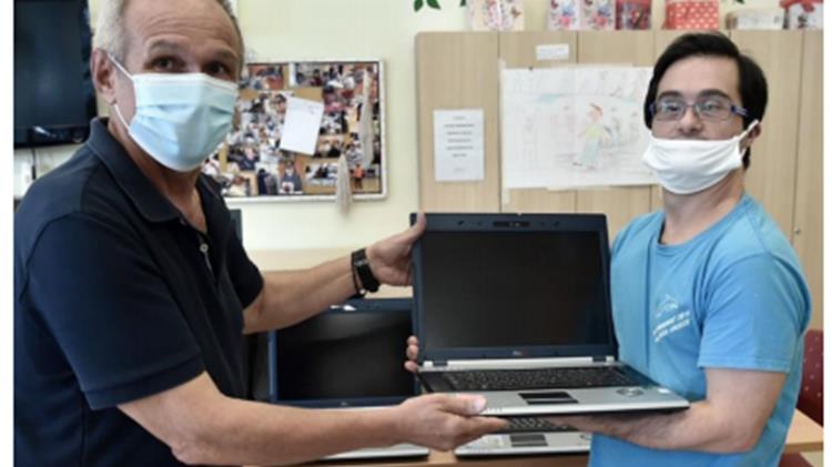 ΟΠΕΚΕΠΕ: Δωρεά Φορητών Υπολογιστών