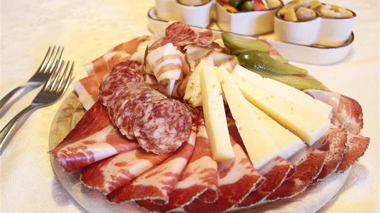 Όσα αξίζει να γνωρίζετε για τα αλλαντικά